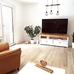 Haus Meereswind Esens, Wintergarten Mit Kamin * Esens