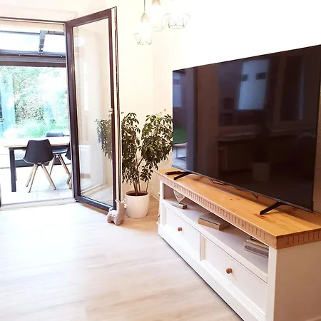 Lägenhet Haus Meereswind, 3xschlafzimmer Wintergarten Garten Badewanne Esens
